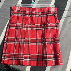 Skirt never worn brand new